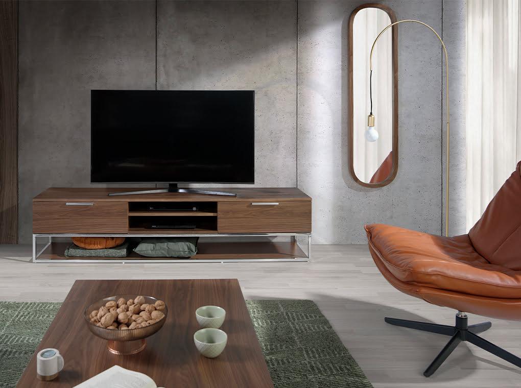 Mueble de TV fabricado en madera chapada en nogal - Angel Cerdá, S.L.